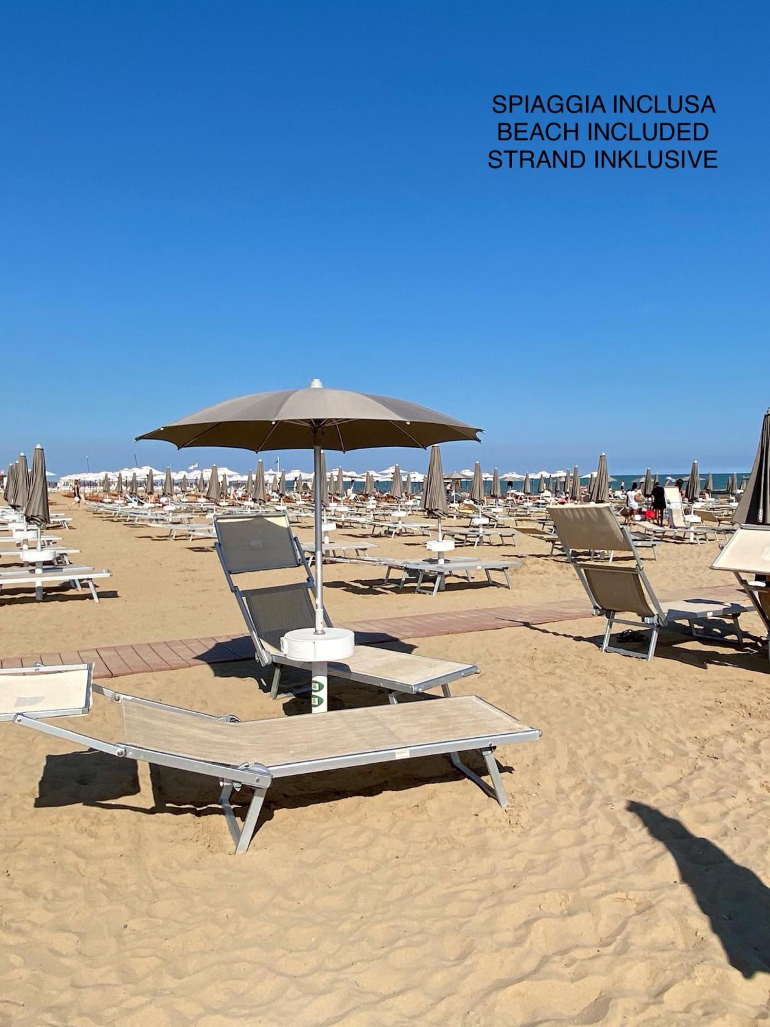 Agua With Included *